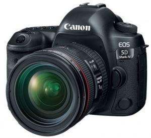 Canon EOS 5D Mark IV & EF 24-105mm f/4 L IS II USM KIT