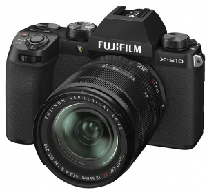 Fujifilm X-S10 + XC15-45mm